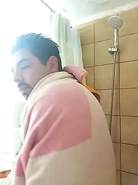 Snapshot of robredoj chatting on November 2025 02:22:01 PM robredoj online show from November 2025 02:22:01 PM