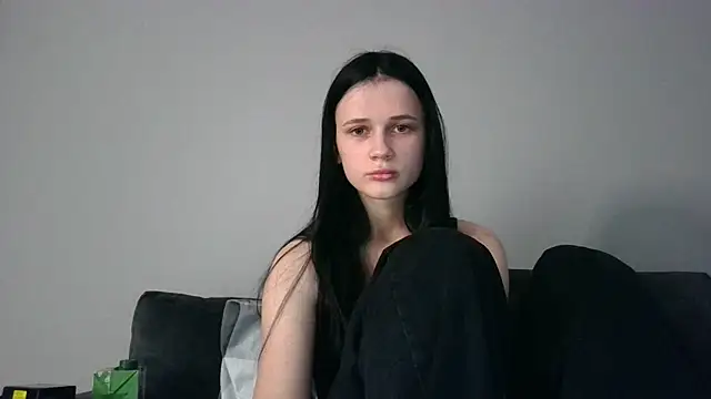 Juicy-Elis online show from August 2026 06:07:02 PM