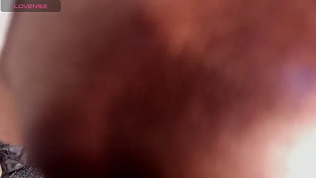 Snapshot of Dajanaaroa chatting on February 2025 01:41:01 PM Dajanaaroa online show from February 2025 01:41:01 PM