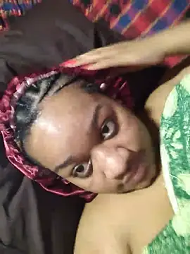 pretinha folgosa online show from July 2026 09:35:01 PM
