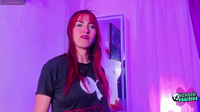 jessierocketx online show from October 2025 08:53:02 PM