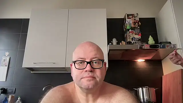 theitalianbear online show from September 2025 03:36:01 PM