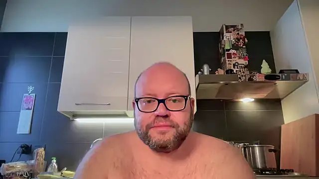 theitalianbear online show from April 2026 04:51:01 AM