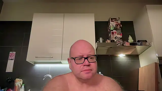 theitalianbear online show from April 2026 06:43:02 PM
