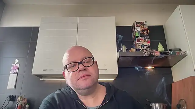 theitalianbear online show from April 2026 06:49:01 AM