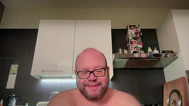 theitalianbear online show from May 2026 11:45:02 PM