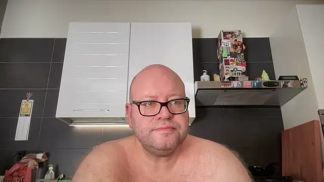 theitalianbear online show from June 2026 06:45:01 AM