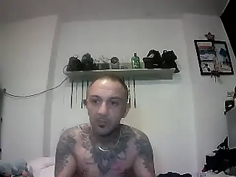 Snapshot of MagicStickBoy chatting on July 2026 04:13:01 PM MagicStickBoy online show from July 2026 04:13:01 PM