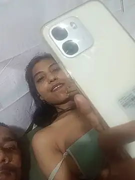 Snapshot of Sweet-Darling2 chatting on August 2026 09:06:01 PM Sweet-Darling2 online show from August 2026 09:06:01 PM