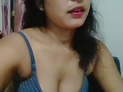 Snapshot of POJA_SHARMAA chatting on July 2026 06:40:02 PM POJA SHARMAA online show from July 2026 06:40:02 PM