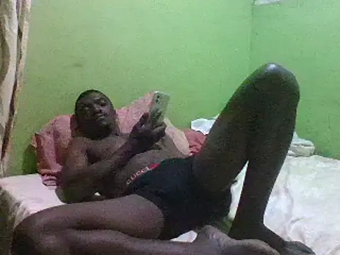 Snapshot of blakkvirus chatting on December 2024 01:03:02 AM blakkvirus online show from December 2024 01:03:02 AM