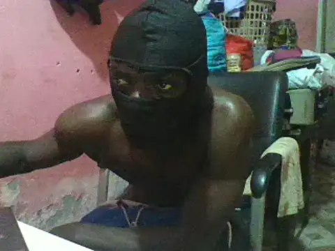 Snapshot of blakkvirus chatting on December 2024 02:40:01 AM blakkvirus online show from December 2024 02:40:01 AM