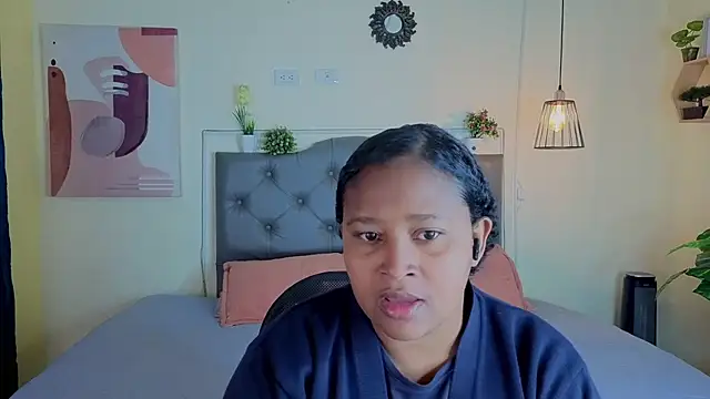 Snapshot of Cataleya_Laurent chatting on July 2026 01:43:02 PM Cataleya Laurent online show from July 2026 01:43:02 PM
