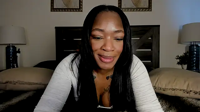Snapshot of nicolesolace chatting on April 2026 09:04:02 PM nicolesolace online show from April 2026 09:04:02 PM