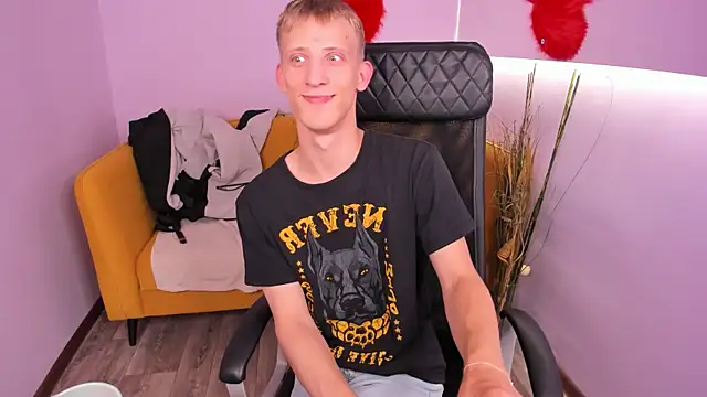 Snapshot of Kevin_Rich chatting on August 2026 12:54:02 PM Kevin Rich online show from August 2026 12:54:02 PM