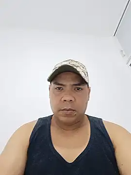 Andressuarezhk online show from July 2026 09:46:01 PM