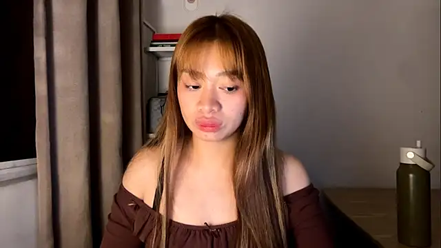 LuettaShamlin online show from August 2026 03:10:01 PM