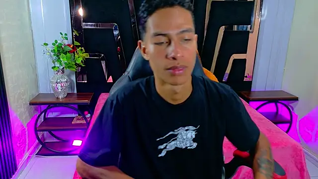 Lil Brownn online show from August 2026 12:41:01 PM