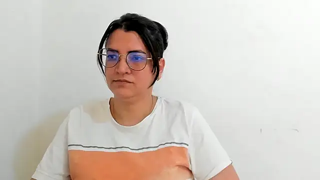 Snapshot of MARILYN_GARCIA chatting on September 2025 03:44:01 PM MARILYN GARCIA online show from September 2025 03:44:01 PM