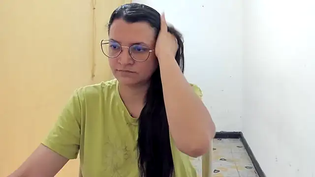 Snapshot of MARILYN_GARCIA chatting on October 2025 02:07:01 PM MARILYN GARCIA online show from October 2025 02:07:01 PM