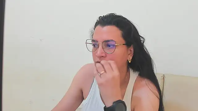 MARILYN GARCIA online show from March 2026 05:39:01 PM