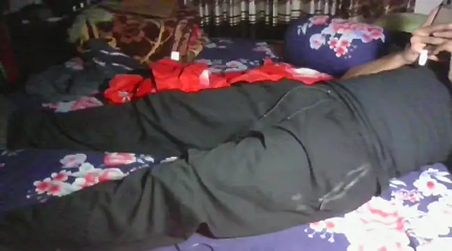MomFucker47 online show from January 2025 05:54:02 PM