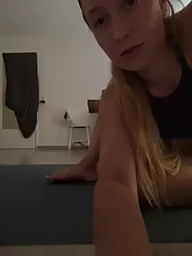 OliviaLulu online show from August 2026 05:15:01 PM