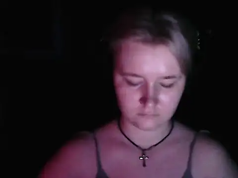 MadisonReedd online show from August 2026 07:38:01 PM