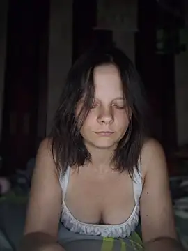 KittyKetss online show from August 2026 07:27:01 PM
