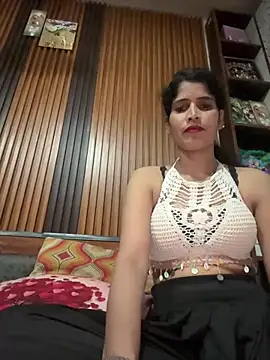 Snapshot of saxpooja chatting on August 2026 04:53:02 PM saxpooja online show from August 2026 04:53:02 PM