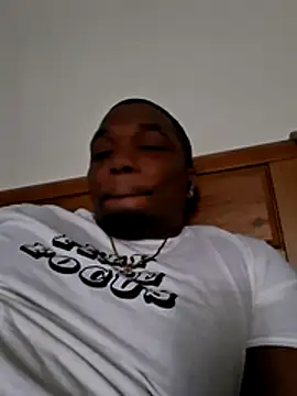 Mrflyfinefocus online show from August 2026 10:22:02 PM