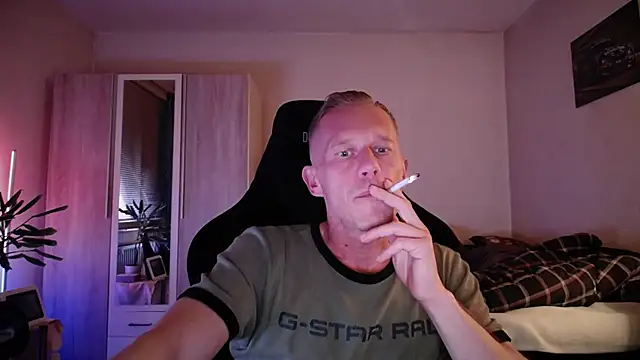 Snapshot of slaveboy2016@xh chatting on September 2025 06:30:02 PM slaveboy2016xh online show from September 2025 06:30:02 PM
