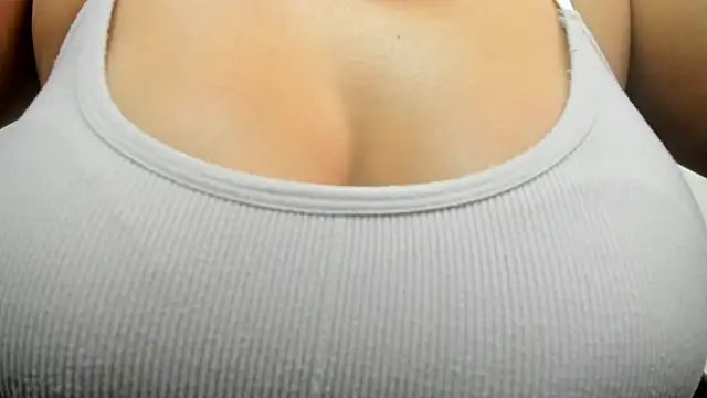 Emilia Betancourt0923 online show from August 2026 03:03:02 PM