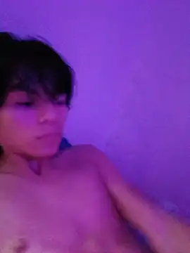 alessandrohott online show from August 2026 04:31:02 PM