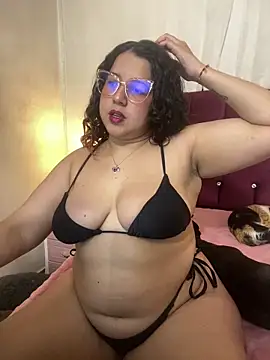Snapshot of shara_ chatting on December 2024 03:25:02 AM shara online show from December 2024 03:25:02 AM
