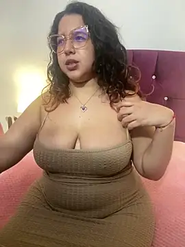 Snapshot of shara_ chatting on February 2025 06:54:02 AM shara online show from February 2025 06:54:02 AM