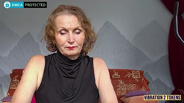 Snapshot of sourceSatisfaction chatting on October 2025 05:49:01 AM sourceSatisfaction online show from October 2025 05:49:01 AM