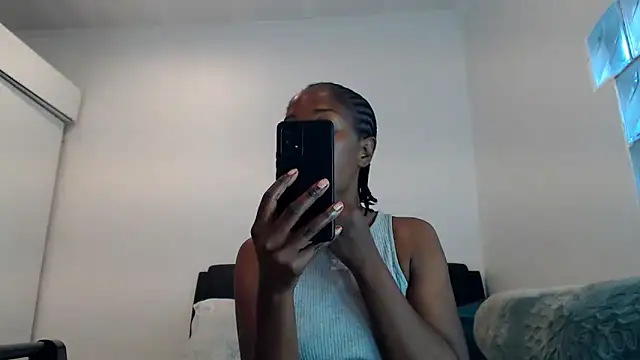 leanna23 online show from June 2026 07:35:01 AM