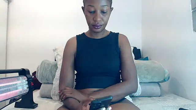 leanna23 online show from June 2026 01:28:02 AM