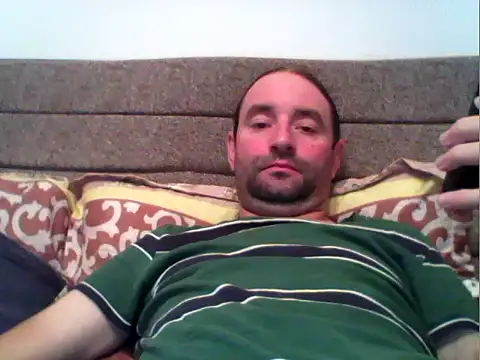 Snapshot of parshivu chatting on October 2025 03:05:01 AM parshivu online show from October 2025 03:05:01 AM