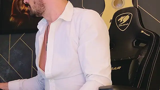 Snapshot of ChrisKox chatting on February 2025 09:34:02 PM ChrisKox online show from February 2025 09:34:02 PM