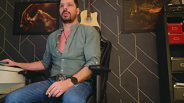 Snapshot of ChrisKox chatting on February 2025 10:03:02 AM ChrisKox online show from February 2025 10:03:02 AM