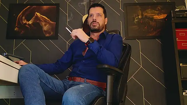 Snapshot of ChrisKox chatting on February 2025 04:15:01 AM ChrisKox online show from February 2025 04:15:01 AM