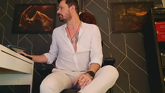 Snapshot of ChrisKox chatting on February 2025 02:09:02 AM ChrisKox online show from February 2025 02:09:02 AM