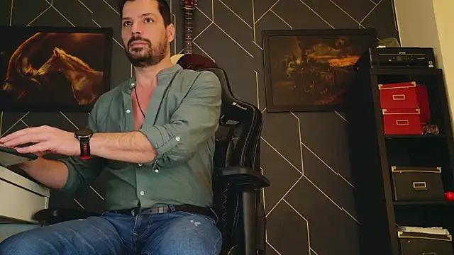 Snapshot of ChrisKox chatting on February 2025 04:15:01 AM ChrisKox online show from February 2025 04:15:01 AM