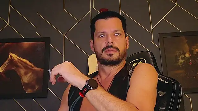 Snapshot of ChrisKox chatting on March 2025 04:32:01 AM ChrisKox online show from March 2025 04:32:01 AM