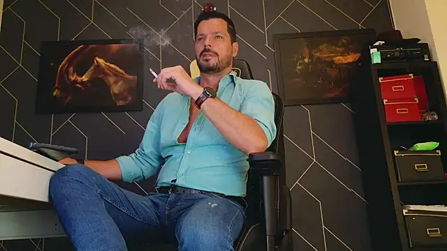 Snapshot of ChrisKox chatting on March 2025 03:18:02 PM ChrisKox online show from March 2025 03:18:02 PM