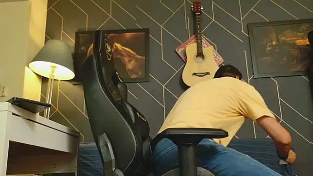 Snapshot of ChrisKox chatting on September 2025 06:29:02 PM ChrisKox online show from September 2025 06:29:02 PM