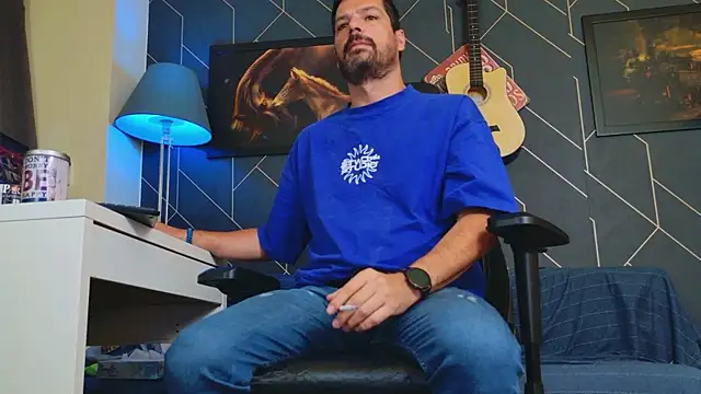 Snapshot of ChrisKox chatting on September 2025 02:05:01 AM ChrisKox online show from September 2025 02:05:01 AM