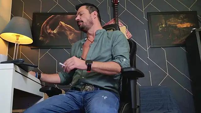 Snapshot of ChrisKox chatting on October 2025 05:20:02 AM ChrisKox online show from October 2025 05:20:02 AM